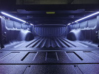 Жесткая четырехсекционная крышка HAL PRO для Toyota Hilux 2015-